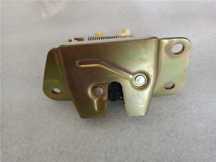 S22-5606110 BACK DOOR LOCK ASSEMBLY